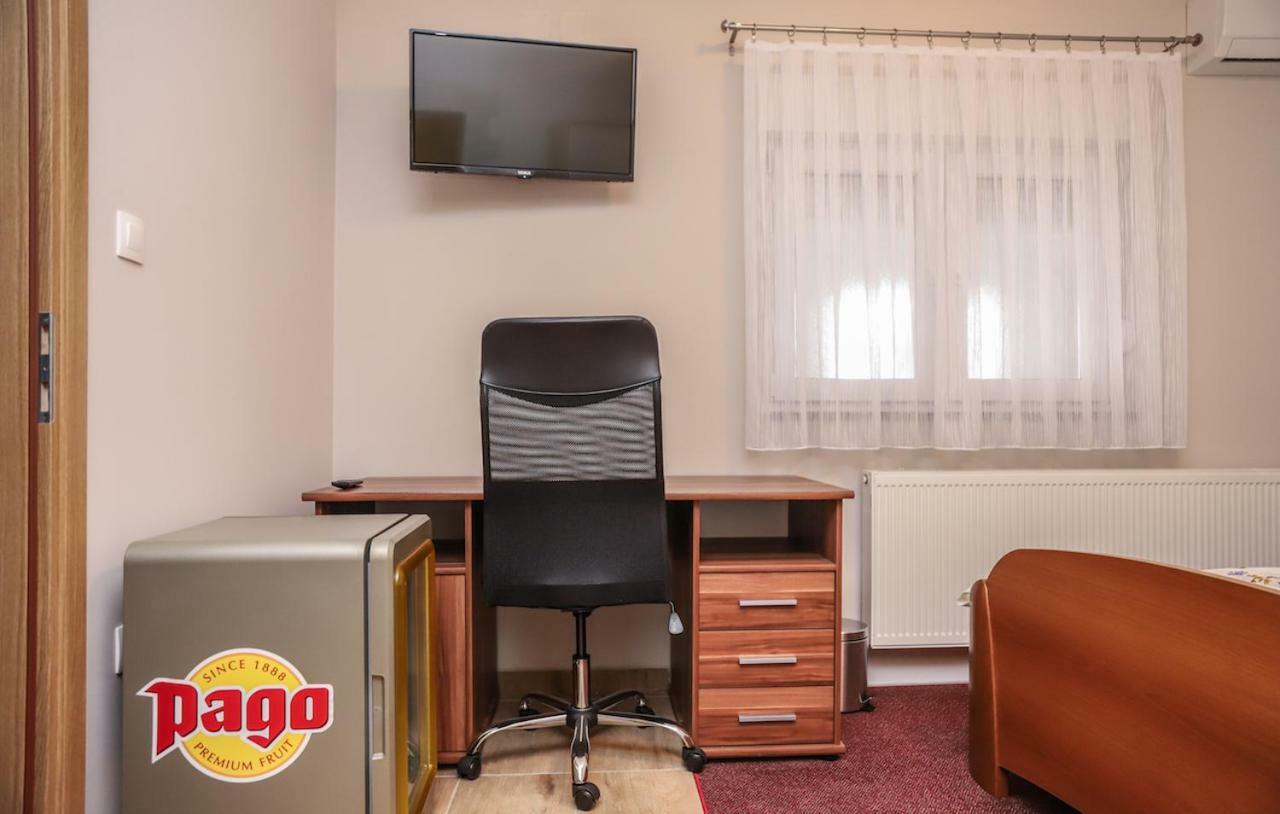 Hotel Zrinski Koprivnica Luaran gambar